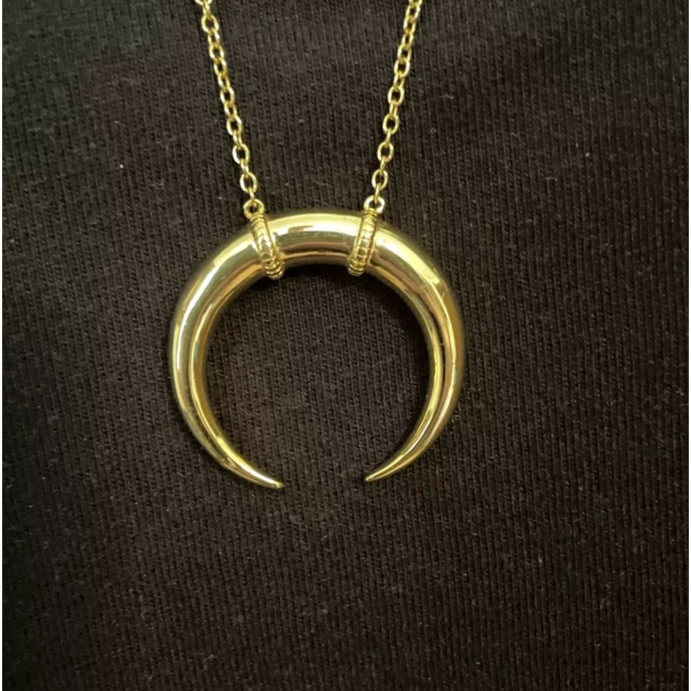 gorjana 301368 Women's Cayne Crescent Moon Pendant Necklace